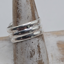 echt zilveren ring Amethist, aquamarijn en Rhodochrosiet. Maat 18.