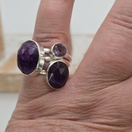 echt zilveren ring Amethist. Maat 18.5