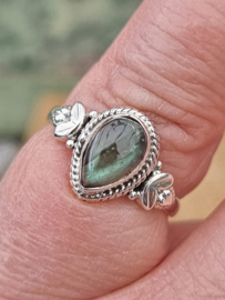 Echt zilveren ring met Labradoriet maat 17 mm