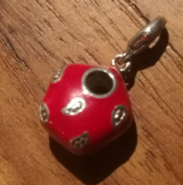 Q bead, rood tasje