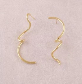 Oorstekers golvende lijn