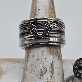 ixxxi ringen set compleet maat 17. 1 basis en 7 vulringen. 25-326