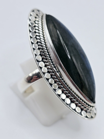 Echt zilveren ring met Labradoriet maat 18
