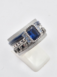 ixxxi ring compleet, maat 19 met limited edition basisring.