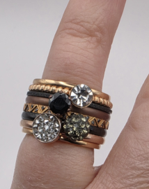 ixxxi ring compleet, maat 17