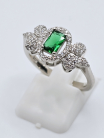Echt zilveren ring met Zirkonia Silver/green.  Maat 18  MDZ10