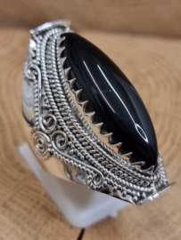 ring echt zilver met zwarte onyx. Maat 20