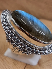 Echt zilveren ring met Labradoriet maat 19