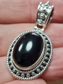 Prachtige echt zilveren hanger met Onyx