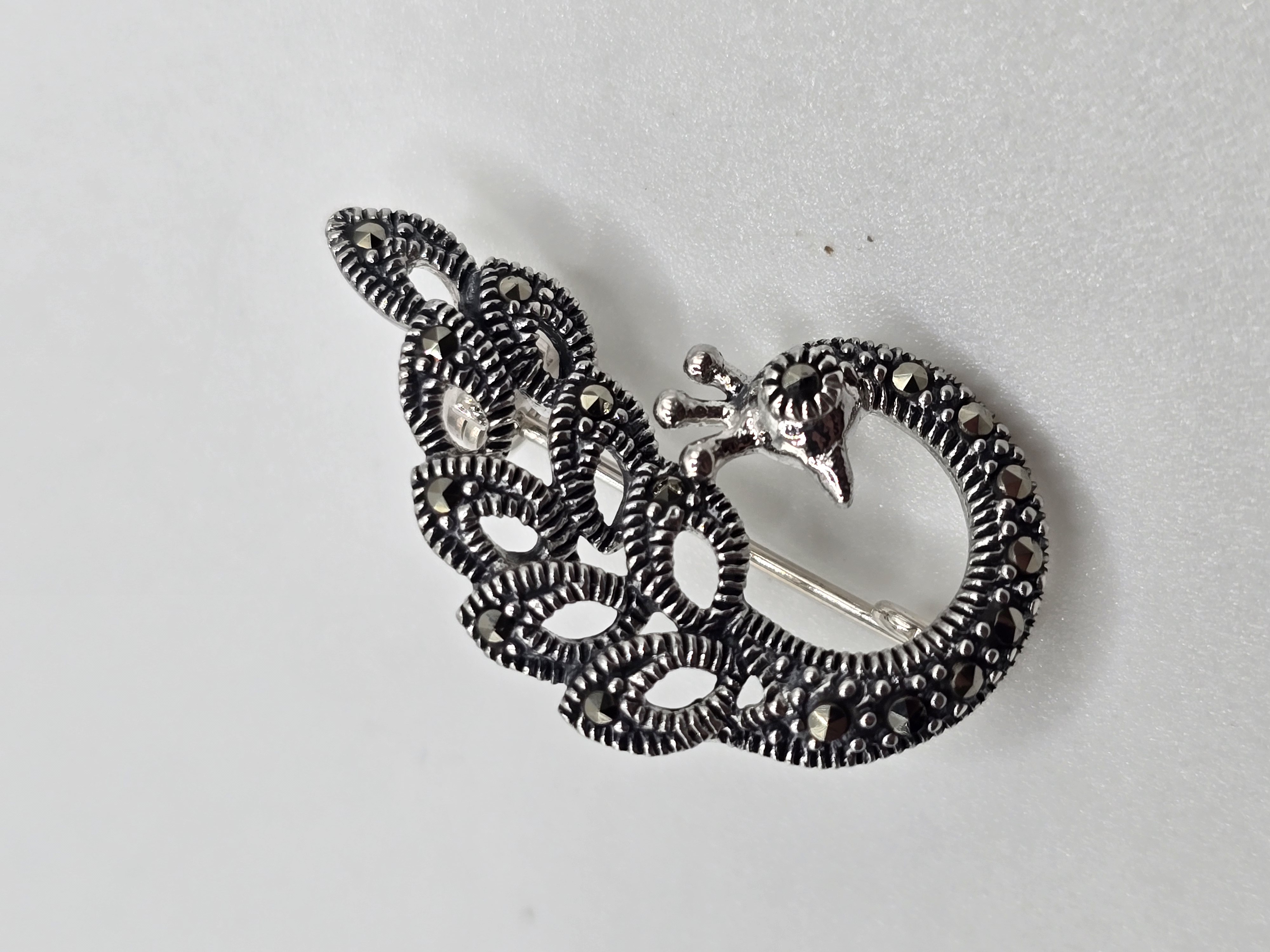 925 zilveren broche, vogel/ pauw met Marcasiet
