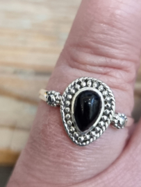 Echt zilveren ring met onyx maat 19