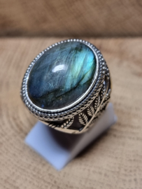 Echt zilveren ring met Labradoriet maat 19
