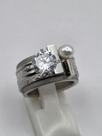 ixxxi ring compleet, maat 17 met limited edition basisring.