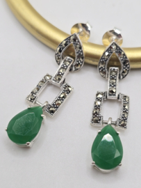 Prachtige echt zilveren oorbellen met Marcasiet en groene  onyx