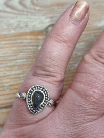 Echt zilveren ring met Labradoriet maat 18.5