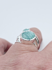 Echt zilveren ring met Amazoniet, maat 18.5.