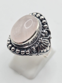 Echt zilveren ring met rozenkwarts maat 18.5