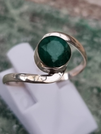 Echt zilveren ring met Smaragd maat 19