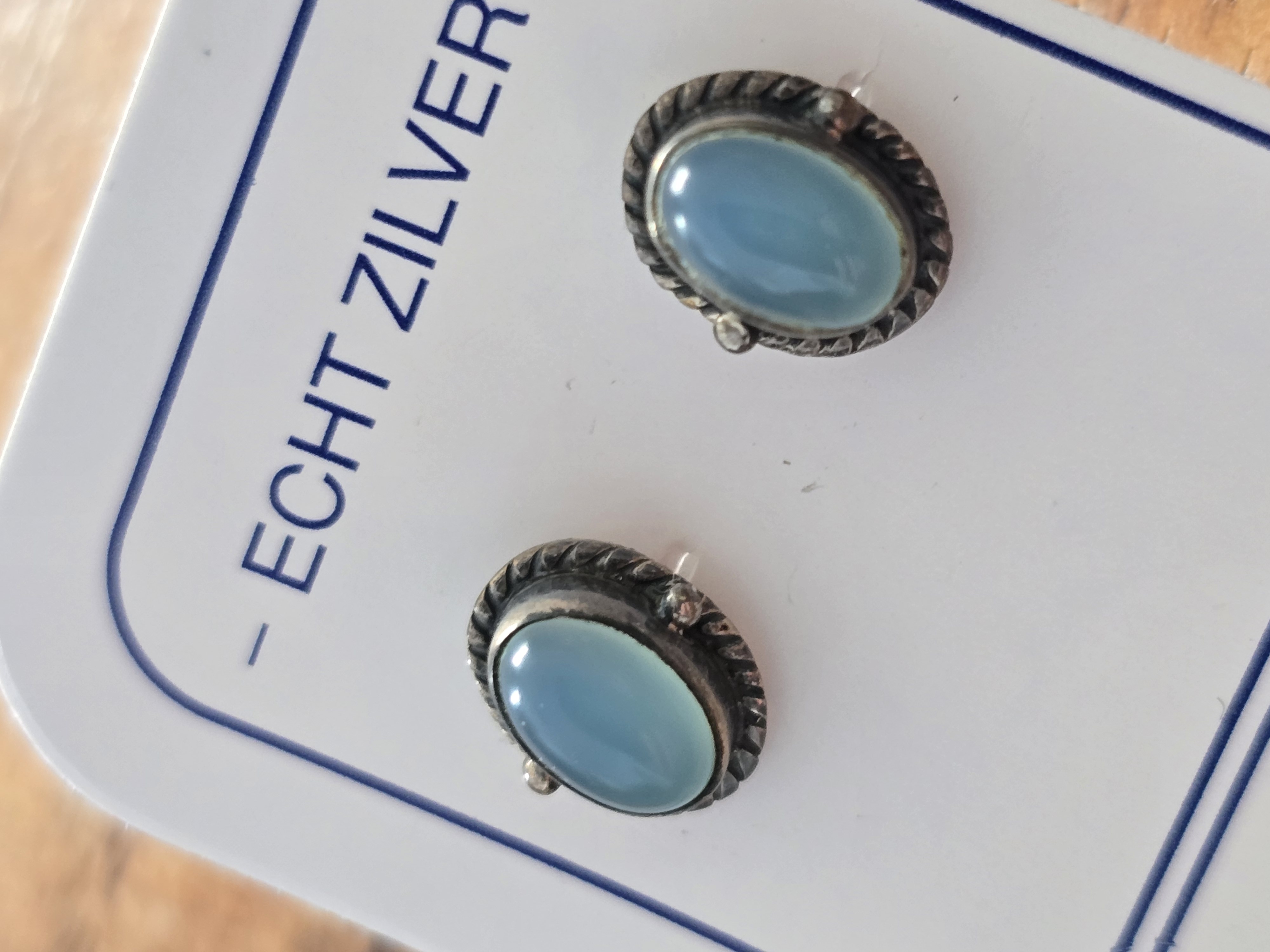 Zilver oorsteker Aqua chalce. : 7 x 8mm
