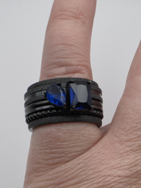 ixxxi ring compleet, maat 19 met limited edition basisring.