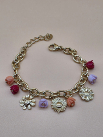 Armband met acetaat bloemige roos bedeltjes