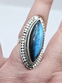 Echt zilveren ring met Labradoriet maat 18