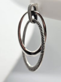 Echt zilveren hanger fantasie plus oorbellen.
