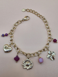 Armband met zon, bloem, hart, natuursteentjes.