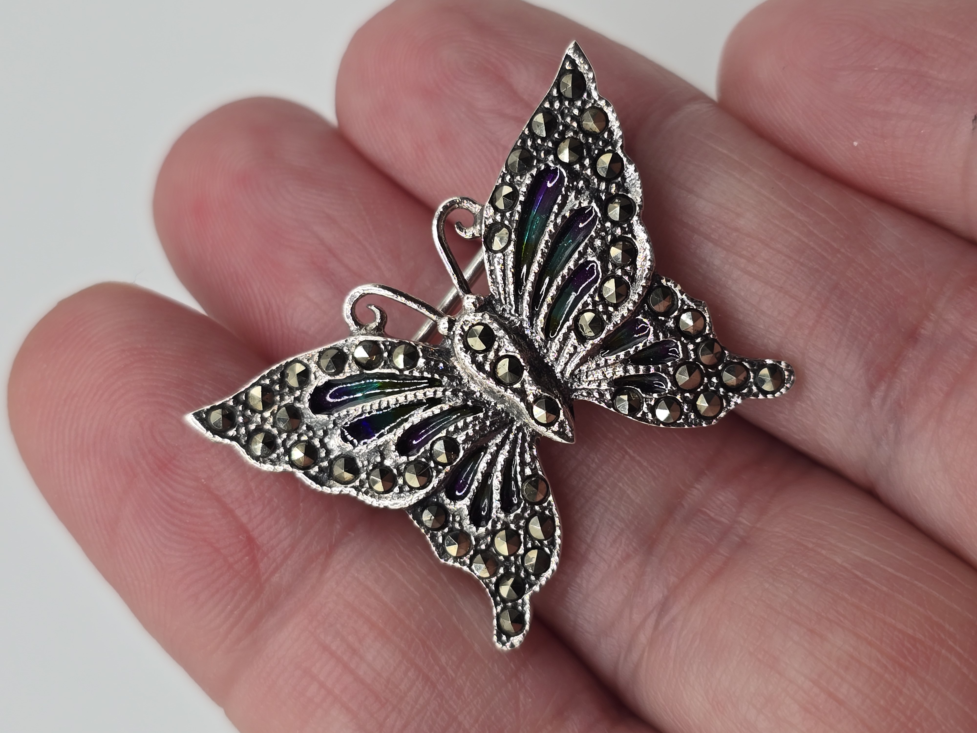 925 zilveren broche, met Marcasiet en glas emaille