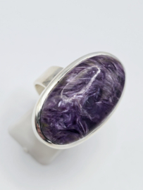 Echt zilveren ring met Charoiet, maat 19
