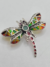 925 zilveren broche, met Robijn en Smaragd. Libelle, oranje, groen.