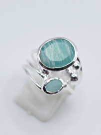 Echt zilveren ring met Amazoniet, maat 18.5.