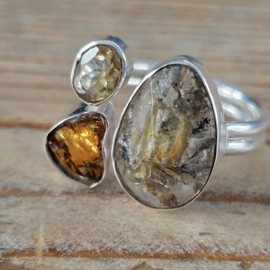 echt zilveren ring met Lodoliet kwarts, citrien en amber. Maat 18.5.