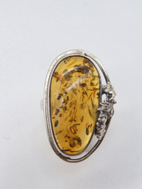 Echt zilveren ring met Barnsteen, een kunstwerk!!
