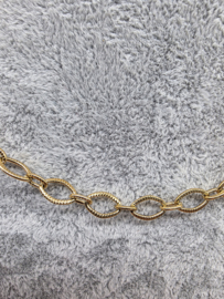 Stainless steel collier, ovaal  schakels bewerkt en glad, 39 plus 7 cm.