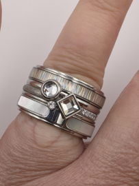 ixxxi ring compleet, maat 20