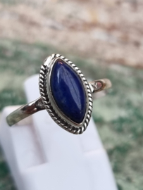 Echt zilveren ring met Lapis Lazulli steen maat 16