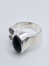 Echt zilveren ring met Labradoriet maat 18.5
