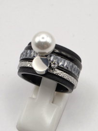 ixxxi ring compleet maat 19, 12 mm breed, Limited edition basis