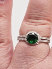 Echt zilveren ring met Zirkonia Silver/green.  Maat 16.5 MDZ9