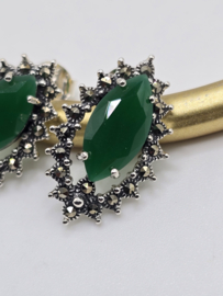 Prachtige echt zilveren oorbellen met Marcasiet en groene  onyx