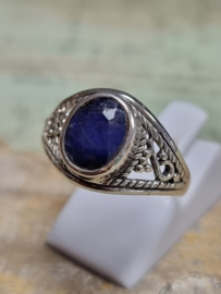 Echt zilveren ring met Saffier, maat 17
