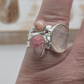 Prachtige echt zilveren ring Rozenkwarts en Rhodochrosiet. Maat 18.5.