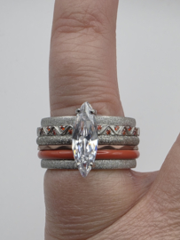 ixxxi ring compleet, maat 17.5 met limited edition basisring.