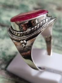 Echt zilveren ring met Robijn steen maat 18.5