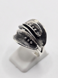Echt zilveren fantasie ring prachtig model maat 17