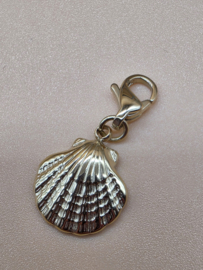 RVS charm, schelp. Goud.