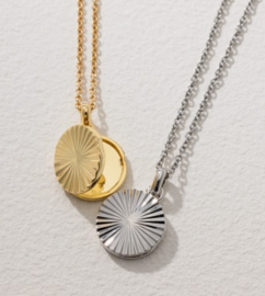 Sunray Necklace – Photo Locket Pendant Silver