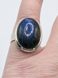 Echt zilveren ring met Labradoriet maat 18