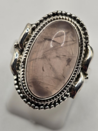 Echt zilveren ring met rozenkwarts maat 18